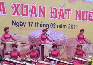 Khai mạc Ngày thơ Việt Nam lần thứ IX Thi ca vào hội
